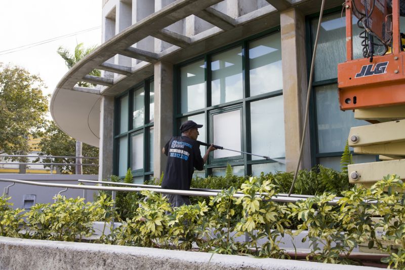 Business Window Cleaning